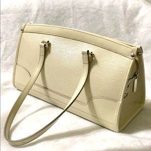 Louis Vuitton Madeleine Handbag Epi Leather PM